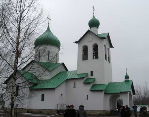 средняя зарплата в тюмени в 2018